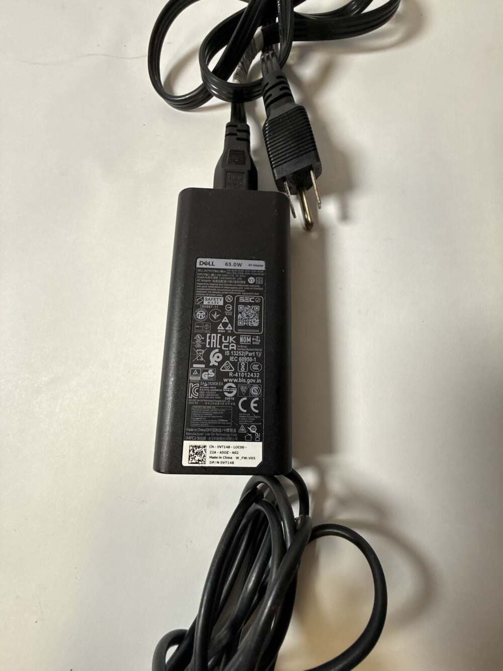 Genuine Dell 65W AC Power Adapter Charger LA65NM190